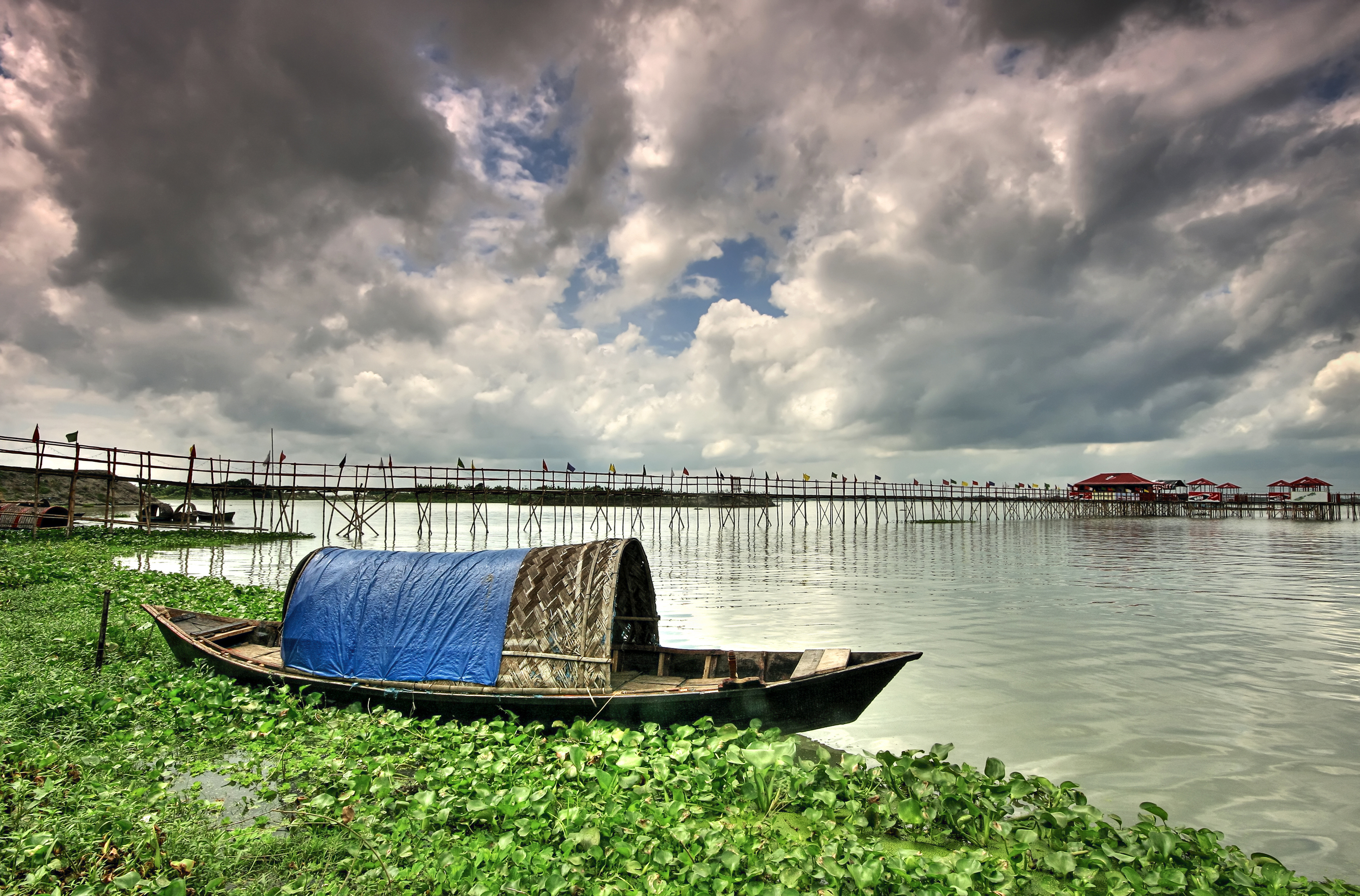 Boat in Bangladesh; Photo Credit: Eduardo Lopez