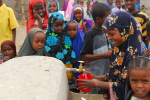 Children collecting water in Ethiopia; Credit: UNICEF Ethiopia/Getachew Asmare