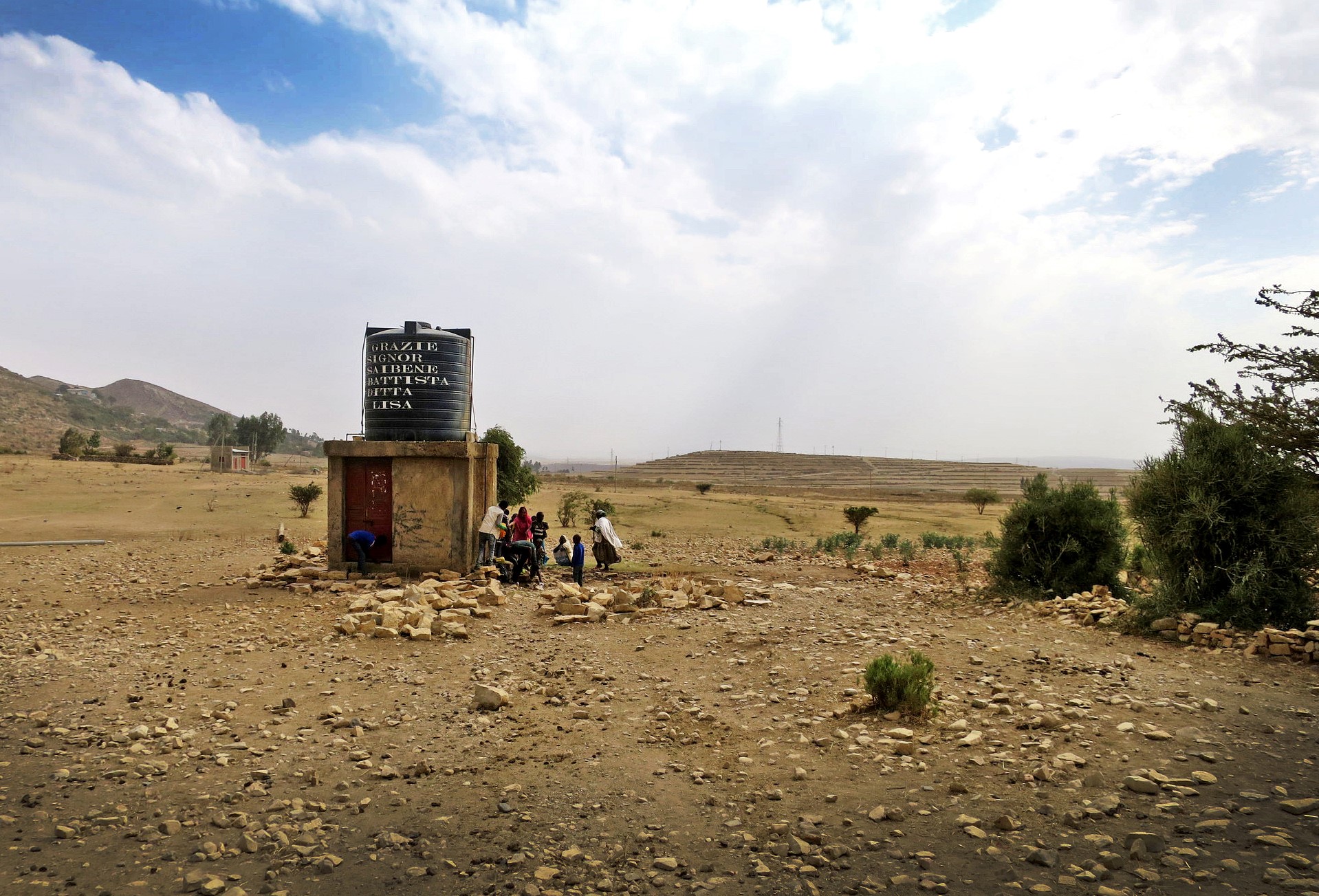 Water Collection Wukro Ethiopia; Credit: Katrina Charles/REACH