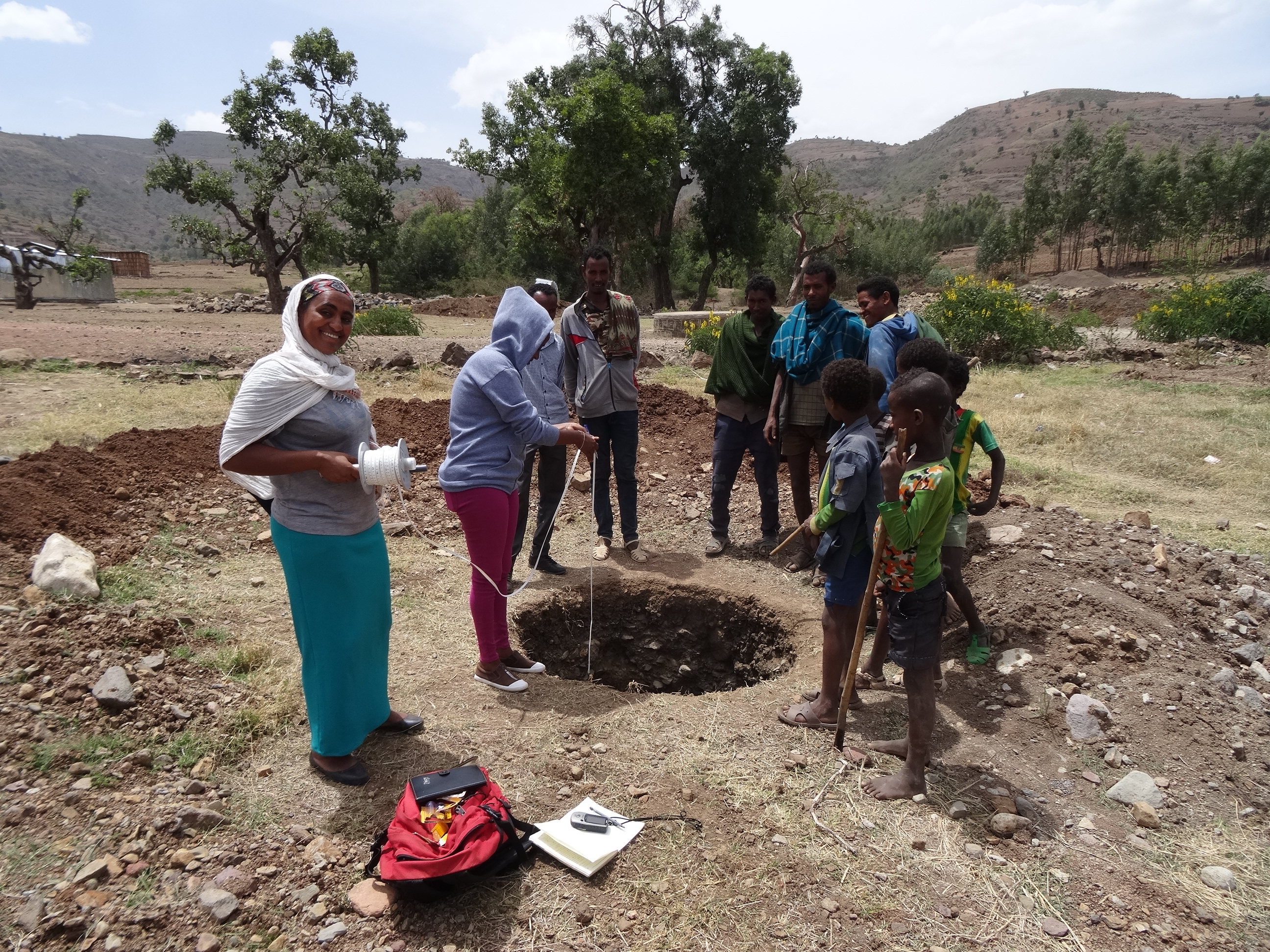 Local observers monitoring shallow groundwater in Ethiopia (credit: David Walker)