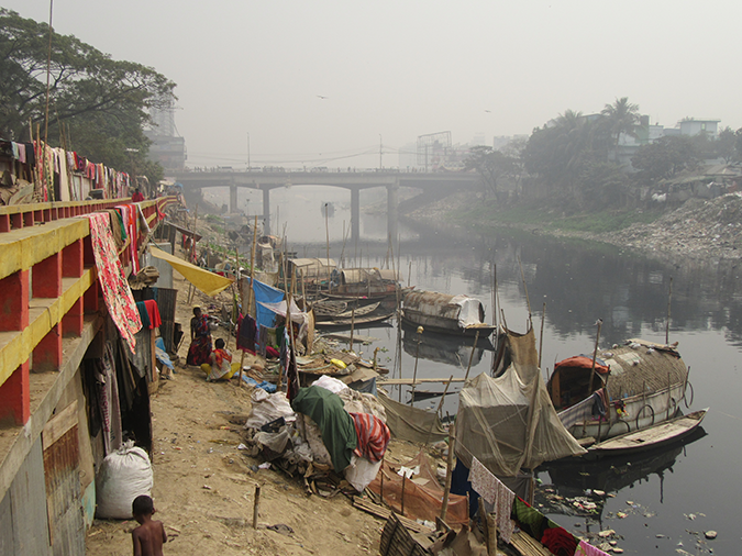 Rapid industrial growth attracts the rural poor to Dhaka City, Bangladesh © Nushrat Yeasmin/REACH